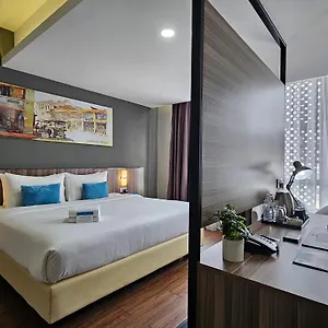 Hotel Days & By Wyndham Fraser Business Park Kl, Kuala Lumpur